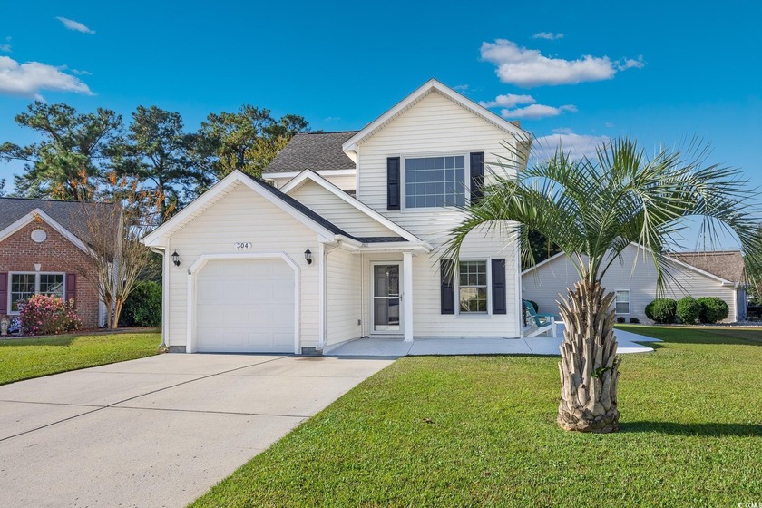 Pride of Ownership shows with this 3 bedroom, 2.5 bath remodeled - Beach Home for sale in Myrtle Beach, South Carolina on Beachhouse.com