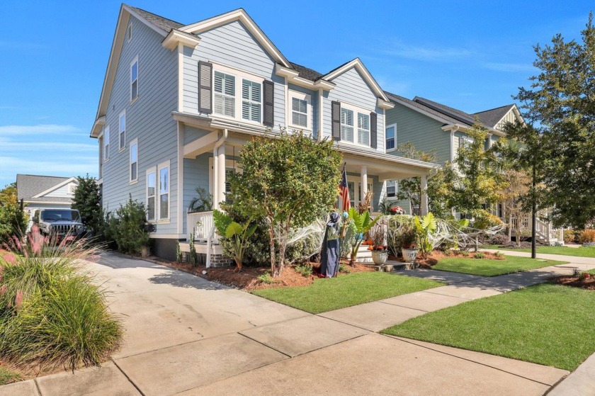 Welcome to 3656 Spindrift Dr. in the desirable Carolina Park - Beach Home for sale in Mount Pleasant, South Carolina on Beachhouse.com