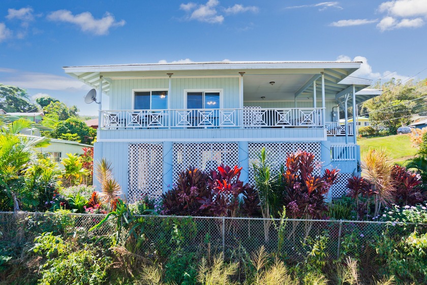 Welcome to 45-503 Kahili St, this well designed home was built - Beach Home for sale in Honokaa, Hawaii on Beachhouse.com