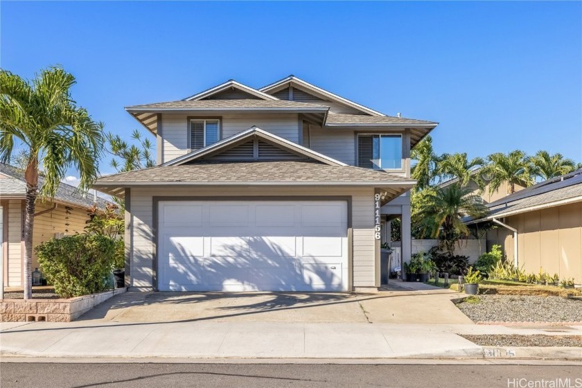 Beautiful 4-bedroom, 2.5-bath home in the desirable Ewa Gentry - Beach Home for sale in Ewa Beach, Hawaii on Beachhouse.com