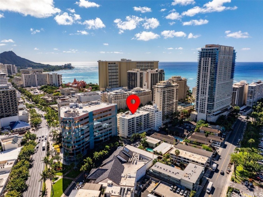 LEGAL SHORT TERM!!! Experience the charm of Waikiki from this - Beach Condo for sale in Honolulu, Hawaii on Beachhouse.com