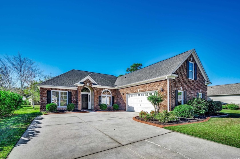 Beautiful home in the very desirable  neighborhood of Linksbrook - Beach Home for sale in Murrells Inlet, South Carolina on Beachhouse.com