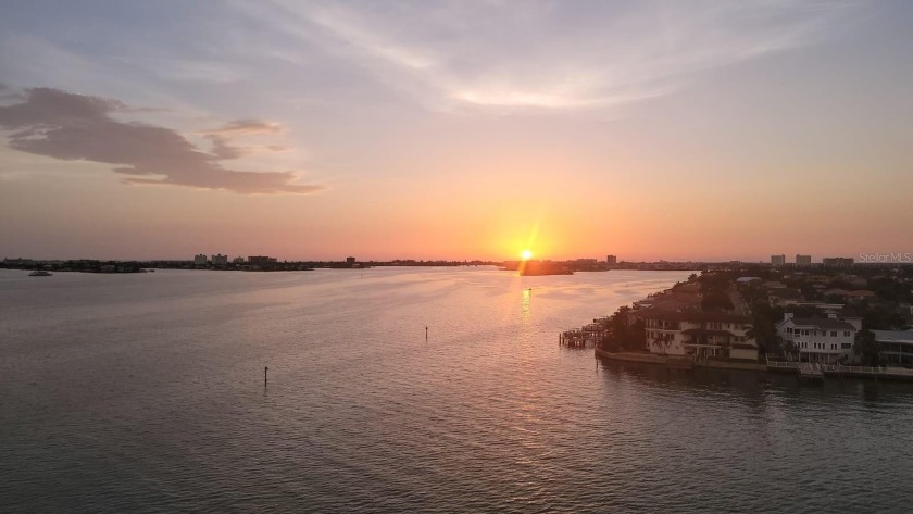 HUGE PRICE DROP. Owner motivated. RARE opportunity to purchase a - Beach Condo for sale in Gulfport, Florida on Beachhouse.com