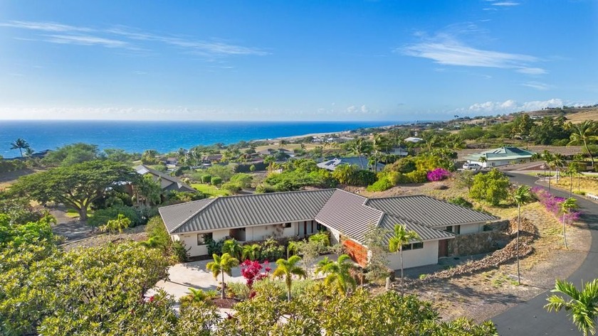 Built in 2020, this bright and thoughtfully designed residence - Beach Home for sale in Kamuela, Hawaii on Beachhouse.com