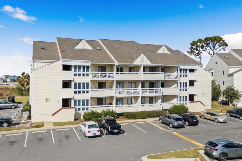 This efficiency condo is tucked away from the busy tourist scene - Beach Condo for sale in North Myrtle Beach, South Carolina on Beachhouse.com