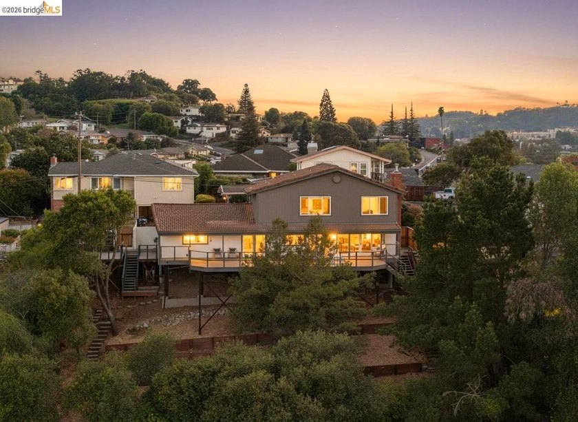 PANORAMIC VIEWS welcome you to this fully remodeled 5-bed, 3 - Beach Home for sale in Martinez, California on Beachhouse.com