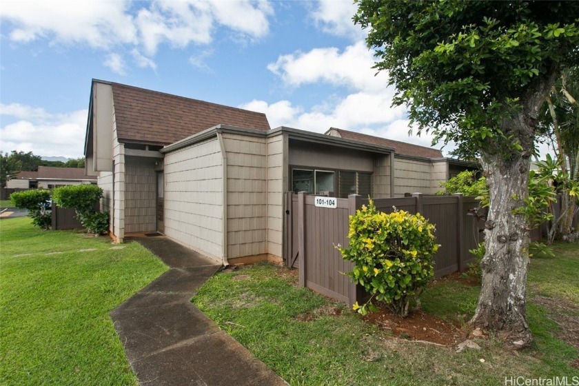 Discover the potential in this spacious 2-bedroom, 1-bath - Beach Condo for sale in Honolulu, Hawaii on Beachhouse.com