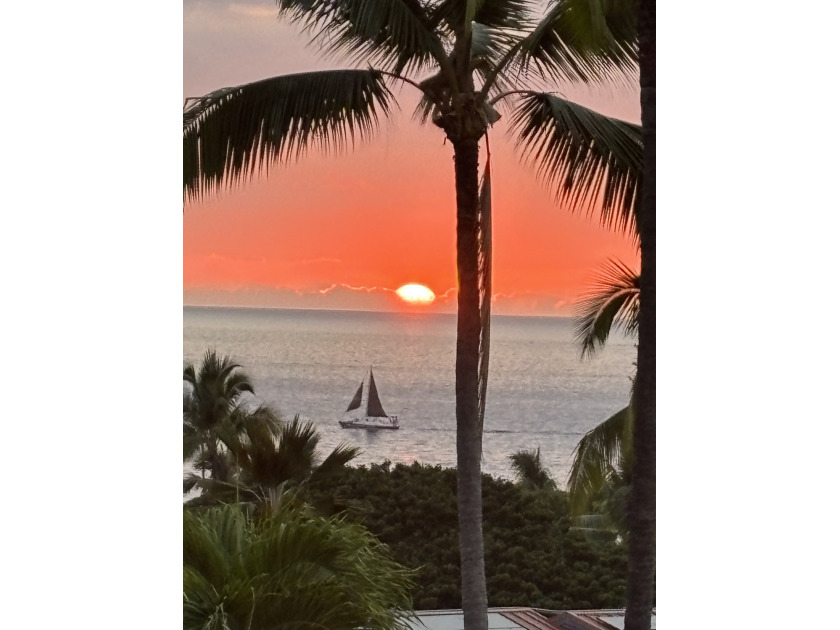 Located in Keauhou Gardens with access to all of Kona Coast - Beach Condo for sale in Kailua Kona, Hawaii on Beachhouse.com