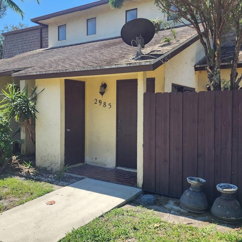 2985 Genoa Place - Beach Townhome/Townhouse for sale in West Palm Beach, Florida on Beachhouse.com