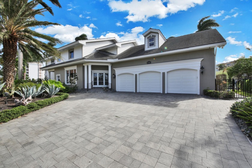 Commonly known by locals as ''The White House Of Pompano Beach'' - Beach Home for sale in Pompano Beach, Florida on Beachhouse.com