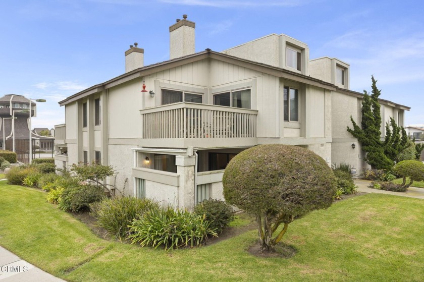 Coastal Living at Its Finest! Welcome home to this charming - Beach Condo for sale in Oxnard, California on Beachhouse.com