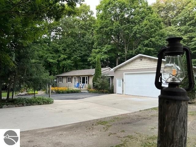 A builders house with great details.  This 4 BR, 2 bath house on - Beach Home for sale in Traverse City, Michigan on Beachhouse.com