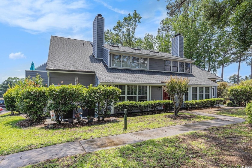 Only a mile from the beach, this delightful 2 bed 1.5 bath condo - Beach Condo for sale in Myrtle Beach, South Carolina on Beachhouse.com