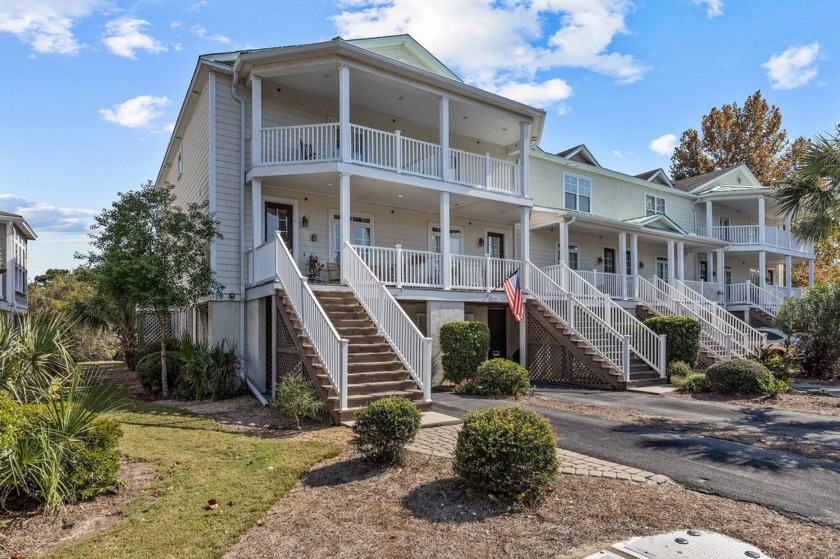 Beautiful Condo on the Golf Course in  sought after The Retreat - Beach Home for sale in Mount Pleasant, South Carolina on Beachhouse.com