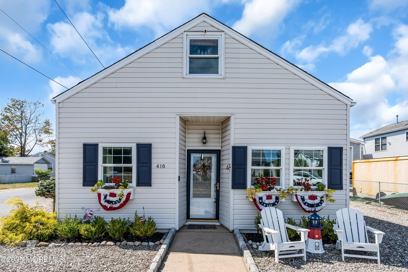 Rare opportunity in Ocean Gate, just a block to the mile long - Beach Home for sale in Ocean Gate, New Jersey on Beachhouse.com