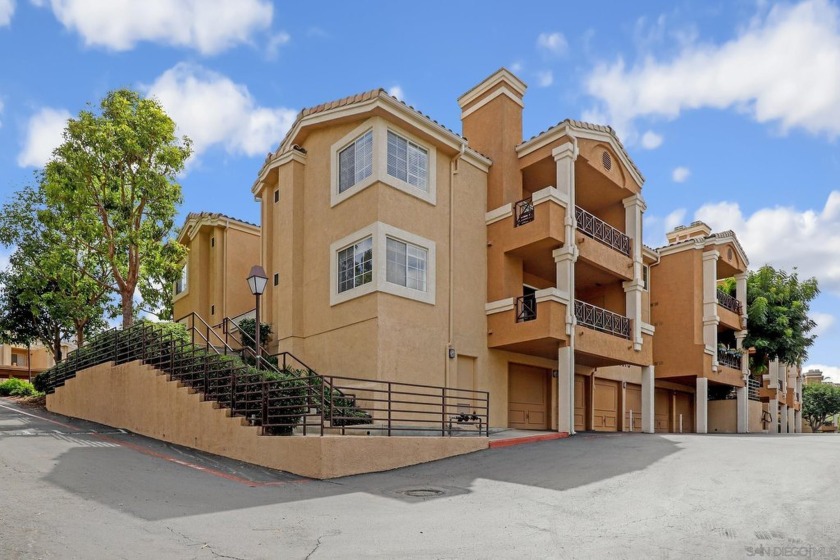 LA COSTA~ Located in the highly sought-after La Costa Alta - Beach Home for sale in Carlsbad, California on Beachhouse.com