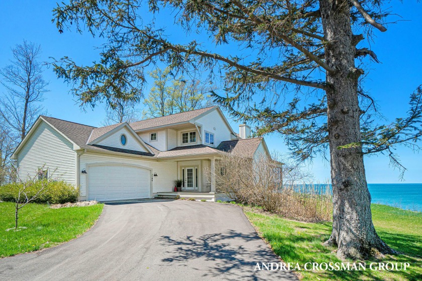 Welcome to this Lake Michigan waterfront home with great views - Beach Home for sale in South Haven, Michigan on Beachhouse.com