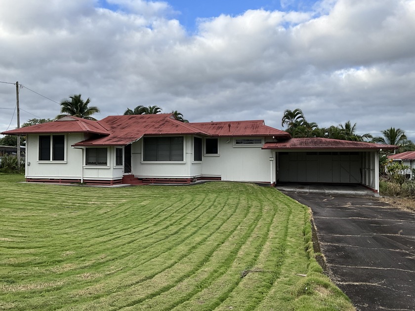 Opportunity awaits! Two homes on larger lot in Waiakea Houselots - Beach Home for sale in Hilo, Hawaii on Beachhouse.com