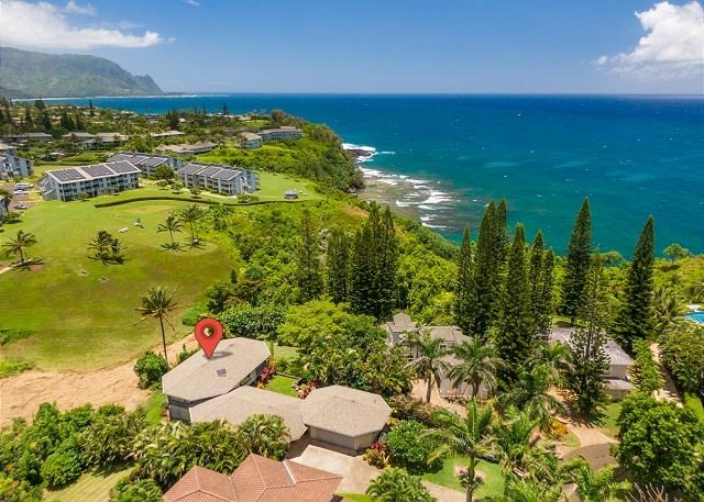 Luxury ocean- and mountain-view residence in a quiet ocean-bluff - Beach Home for sale in Princeville, Hawaii on Beachhouse.com