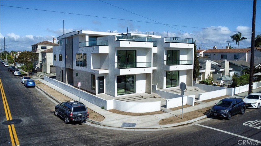 Presenting 203 Indianapolis Ave--a newly completed architectural - Beach Home for sale in Huntington Beach, California on Beachhouse.com