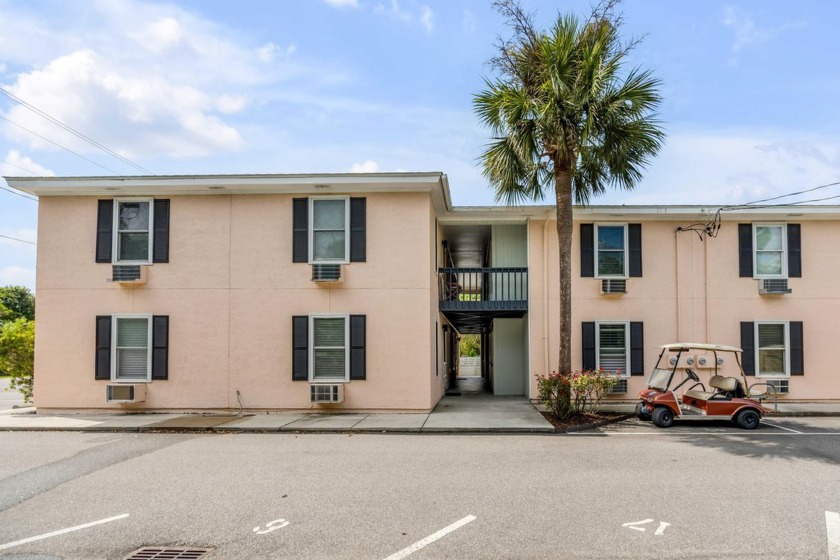 Turn-key & fully furnished one bedroom condo in the heart of - Beach Home for sale in Sullivans Island, South Carolina on Beachhouse.com