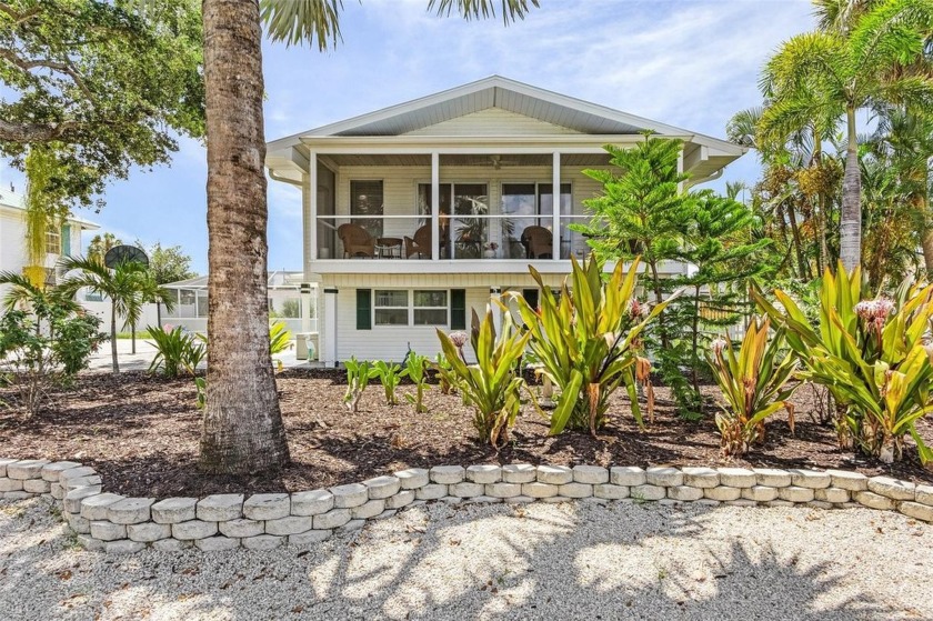 Welcome to your dream home in the heart of Fort Myers Beach! - Beach Home for sale in Fort Myers Beach, Florida on Beachhouse.com