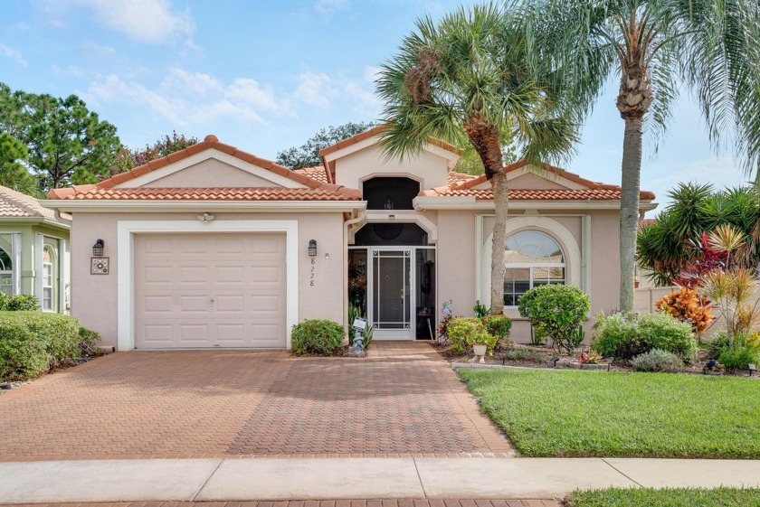 THIS IS AN IMMACULATE AND BEAUTIFULLY DECORATED HOME THAT OFFERS - Beach Home for sale in Boynton Beach, Florida on Beachhouse.com