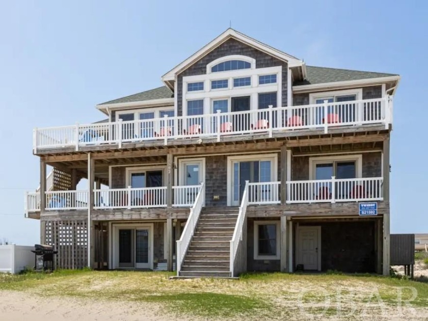 HOW OFTEN DO YOU SEE AN 8 BR Home with OCEAN FRONT type - Beach Home for sale in Corolla, North Carolina on Beachhouse.com