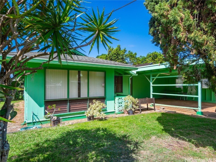 Unlock the Potential!!  First time on the market for this - Beach Home for sale in Haleiwa, Hawaii on Beachhouse.com