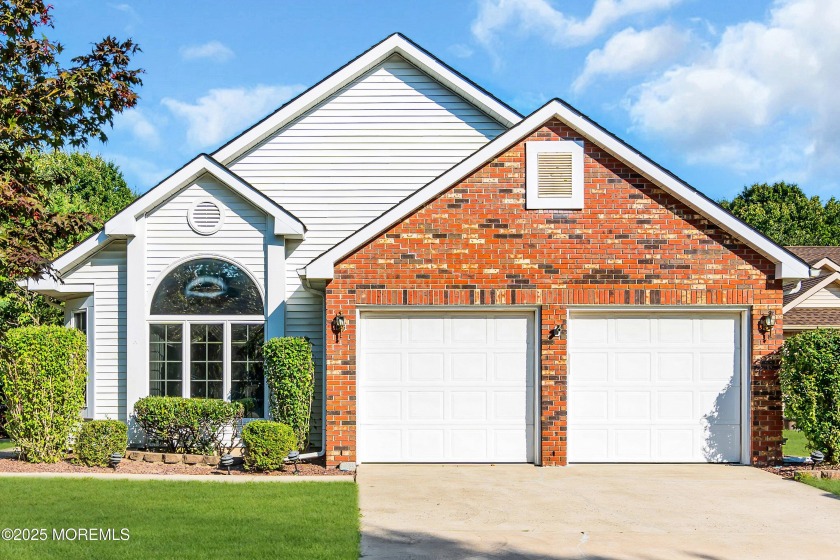 Welcome to your perfect next chapter. This beautifully - Beach Home for sale in Toms River, New Jersey on Beachhouse.com