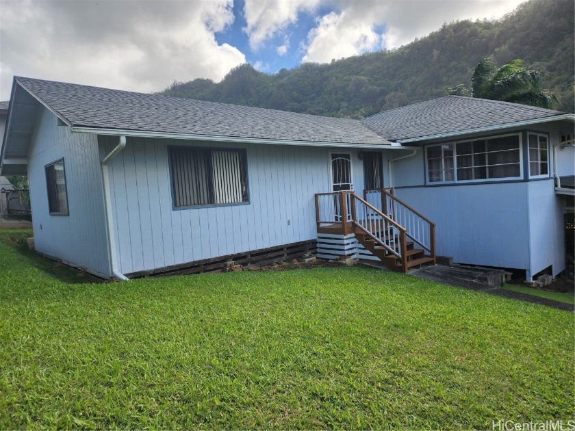 Hugh 10,901 Sq. Ft. Nuuanu lot. Many possibility for building - Beach Home for sale in Honolulu, Hawaii on Beachhouse.com