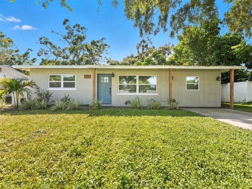 Welcome to this beautifully refreshed 3-bedroom, single-family - Beach Home for sale in Largo, Florida on Beachhouse.com