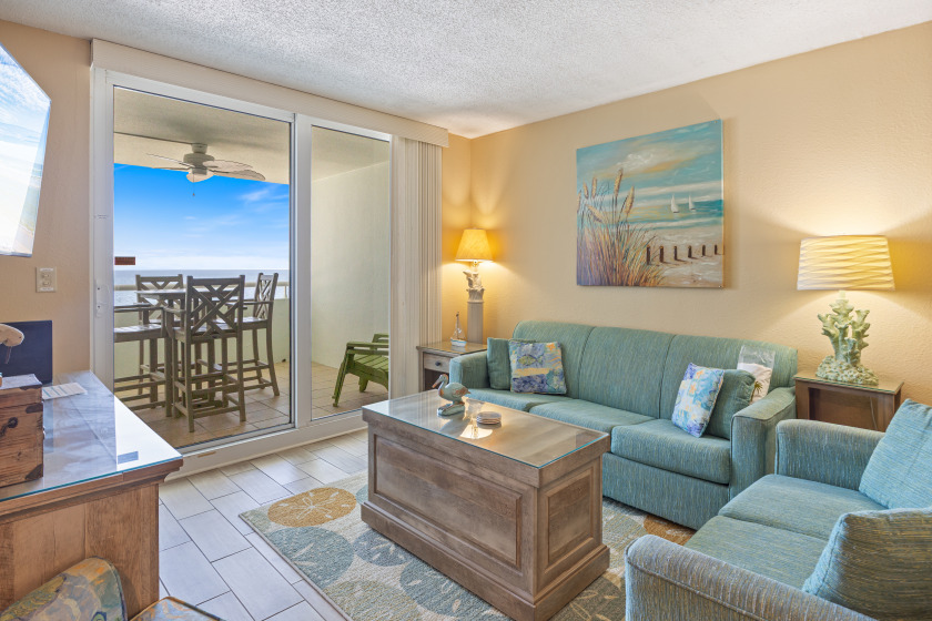 New! Introducing Sun Day Best! Gulf Front Condo Is Fun Any Day - Beach Vacation Rentals in Pensacola, Florida on Beachhouse.com