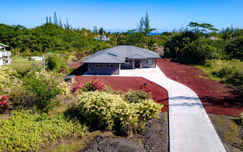 Within a thousand feet of the ocean, you'll find this - Beach Home for sale in Keaau, Hawaii on Beachhouse.com