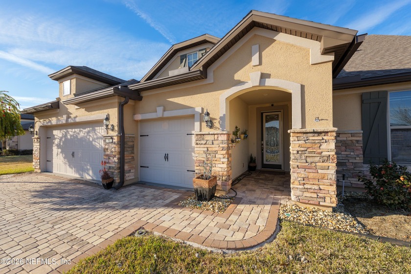WATERVIEW ESTATE HOME with breathtaking long lake views in the - Beach Home for sale in Ponte Vedra, Florida on Beachhouse.com