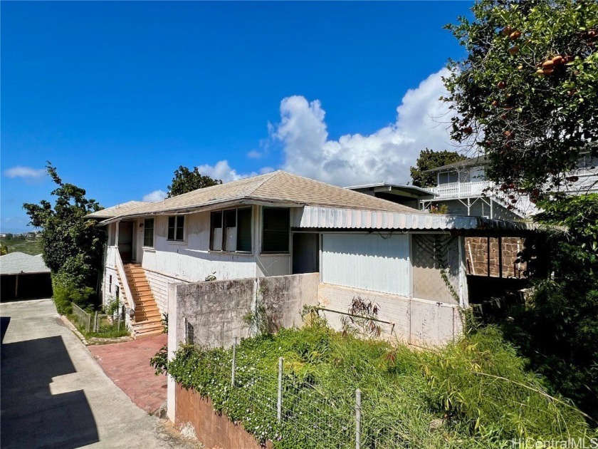 Welcome to 1758 Mikihala Street, located in the highly - Beach Home for sale in Honolulu, Hawaii on Beachhouse.com