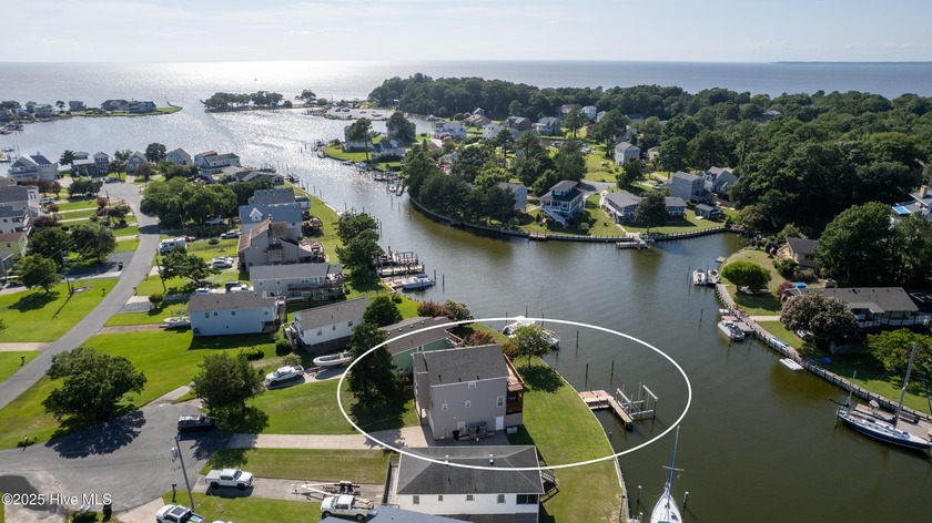 Offered below tax assessment! This beautifully maintained 4BR/3 - Beach Home for sale in Kill Devil Hills, North Carolina on Beachhouse.com