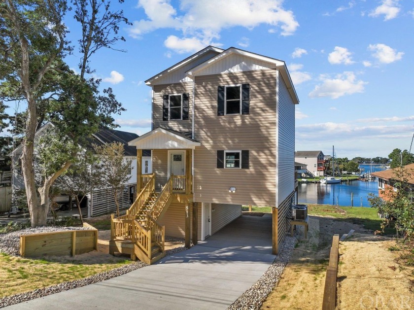 PREMIER WATERFRONT LOCATION!! STUNNING WATER VIEWS straight down - Beach Home for sale in Kill Devil Hills, North Carolina on Beachhouse.com