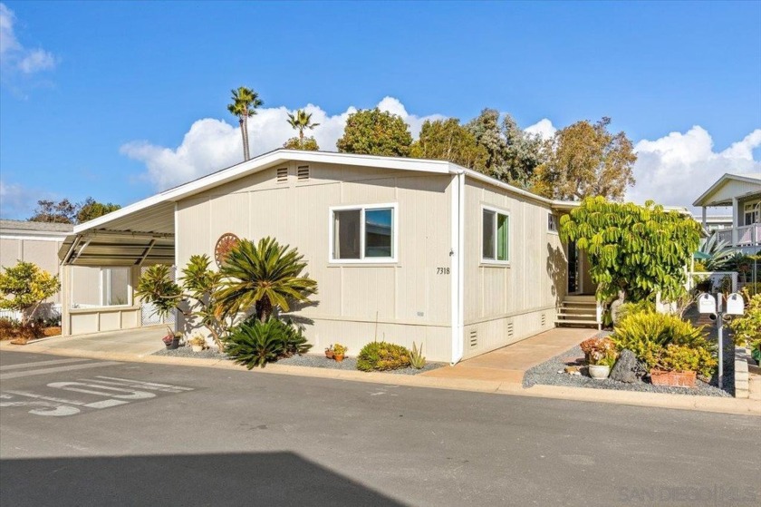 Welcome to Paradise! This 2 Bedroom/2 Full Bath light & bright - Beach Home for sale in Carlsbad, California on Beachhouse.com