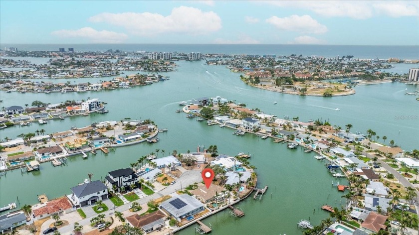 This is a must-see home--fully remodeled with impeccable taste - Beach Home for sale in St. Petersburg, Florida on Beachhouse.com