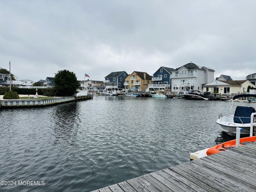 First time on the market! The Pride of Ownership is abundant in - Beach Home for sale in Brick, New Jersey on Beachhouse.com