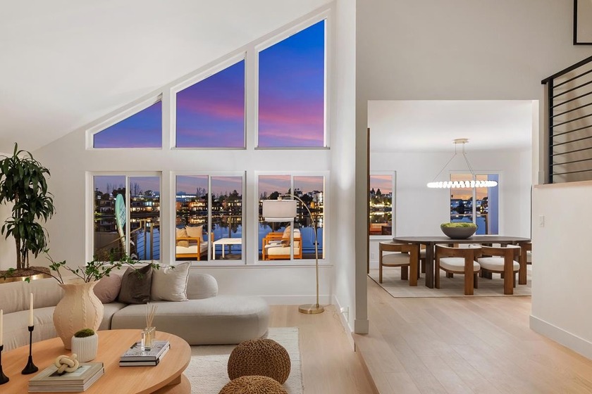 First time on the market in 50 years! This stunning wide-water - Beach Home for sale in Foster City, California on Beachhouse.com