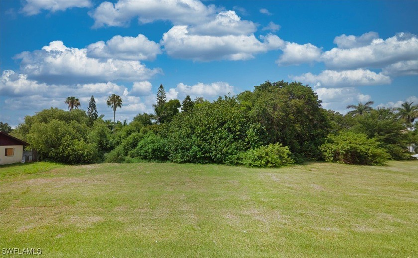 This nearly 1 acre-sized, mostly cleared lot offers outstanding - Beach Lot for sale in North Fort Myers, Florida on Beachhouse.com