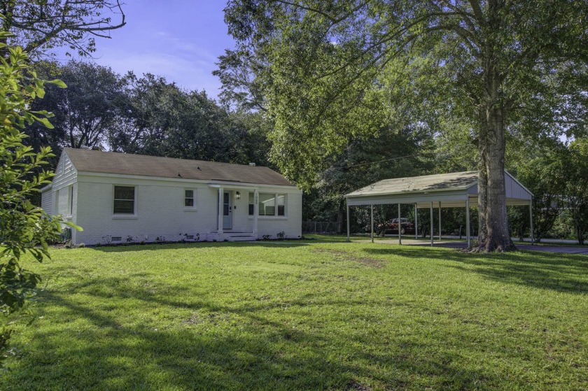 Ready for the James Island Lifestyle?? Then welcome to this - Beach Home for sale in Charleston, South Carolina on Beachhouse.com