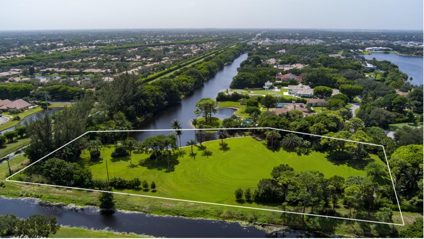 Le Belle Refuge is a 3+/- Acre Lakefront Parcel situated in - Beach Lot for sale in Boca Raton, Florida on Beachhouse.com