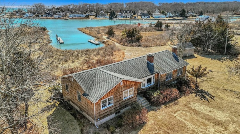 Welcome to your private retreat, located down a long driveway - Beach Home for sale in Southold, New York on Beachhouse.com