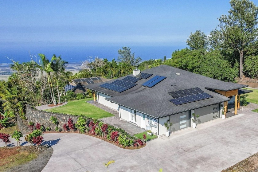 Situated on a 1.17-acre lot at the top of the subdivision around - Beach Home for sale in Kailua Kona, Hawaii on Beachhouse.com