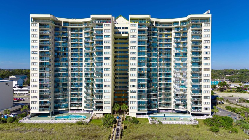 Spacious 4 bedroom 3 bathroom OCEANFRONT condo with spectacular - Beach Condo for sale in North Myrtle Beach, South Carolina on Beachhouse.com