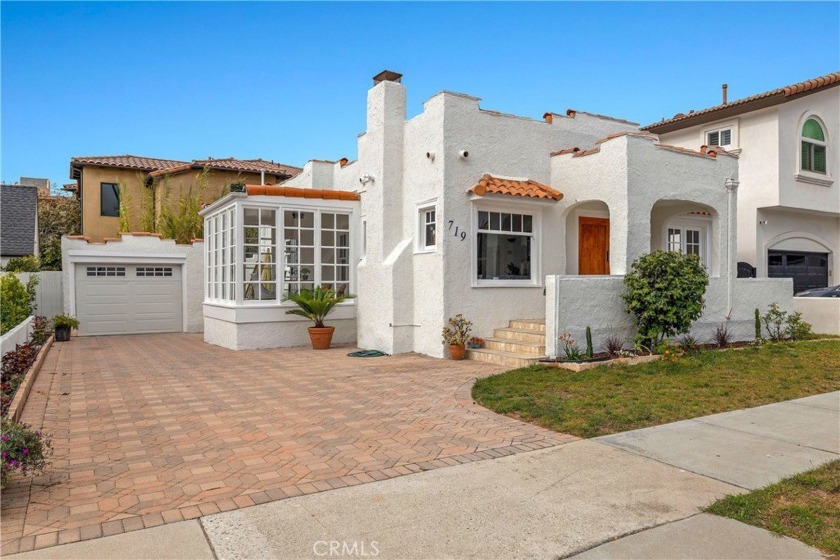 This lovely home was built in 1923 and retains its original - Beach Home for sale in Redondo Beach, California on Beachhouse.com