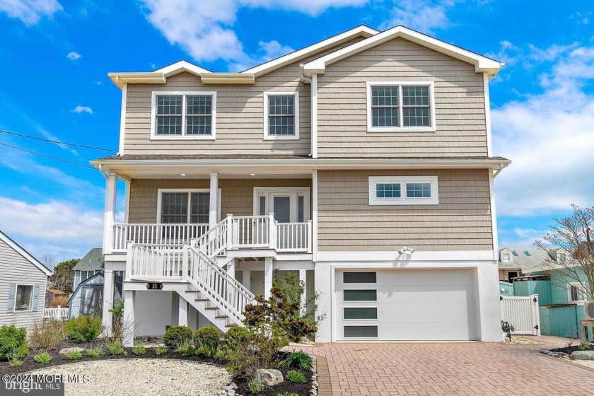 Discover lagoon living in this exquisitely renovated home - Beach Home for sale in Manahawkin, New Jersey on Beachhouse.com